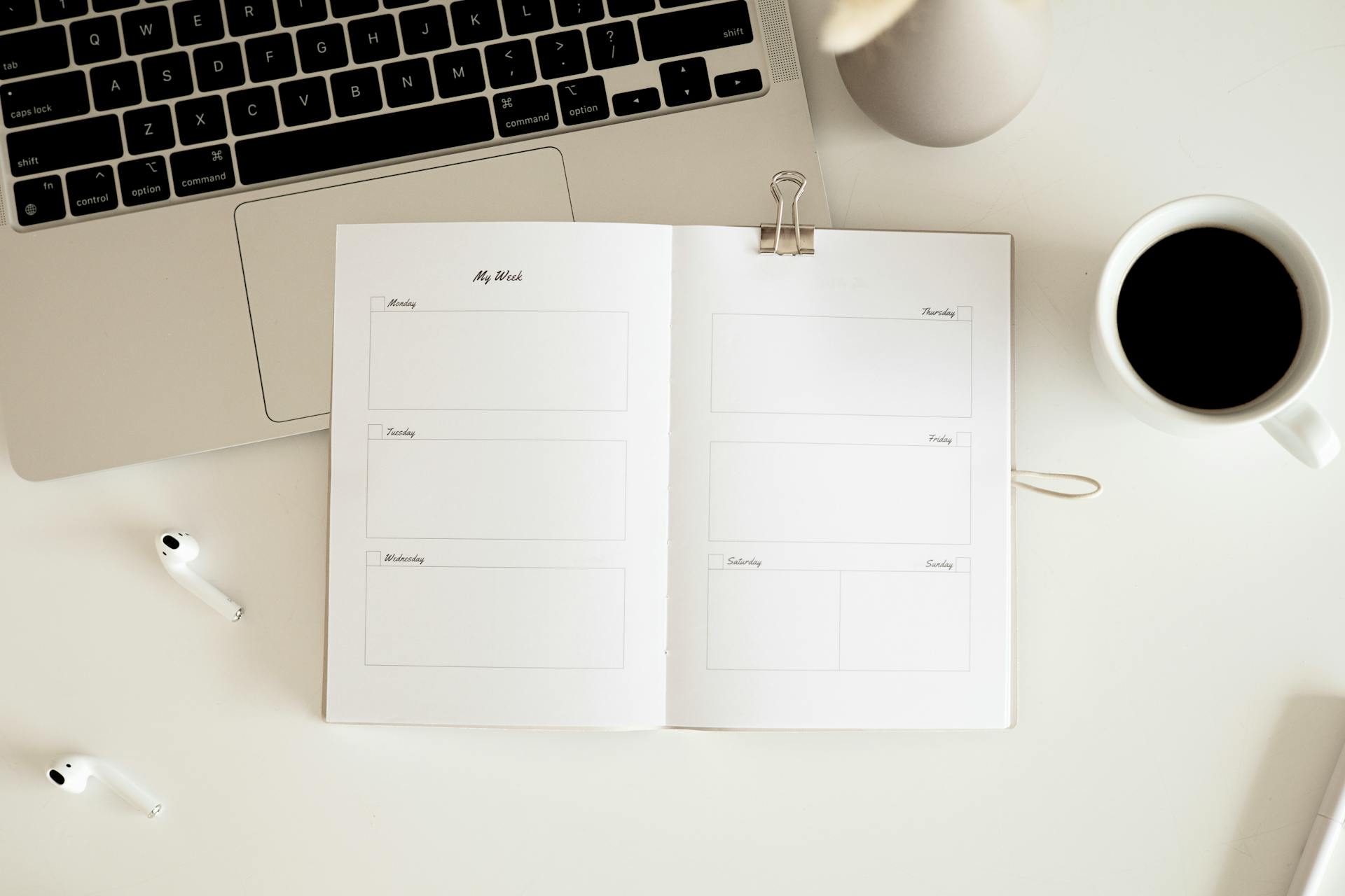 How to Build a Weekly Planning System That Actually Works